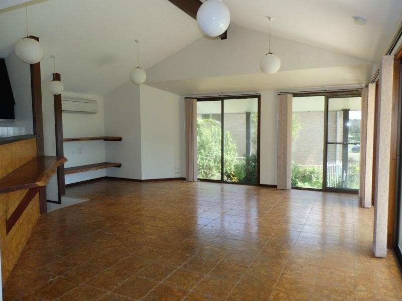 2/41 Ocean View Crescenet, Emerald Beach NSW 2456