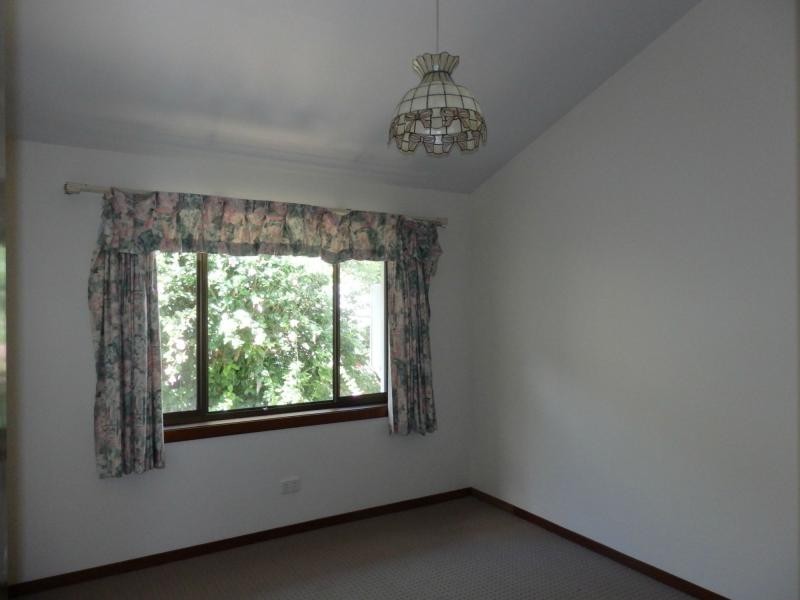 2/41 Ocean View Crescenet, Emerald Beach NSW 2456