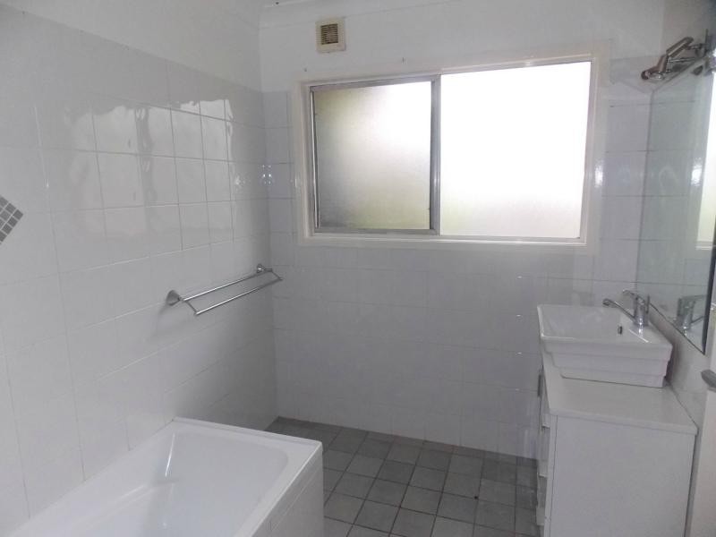 4 Bailey Avenue, Coffs Harbour NSW 2450