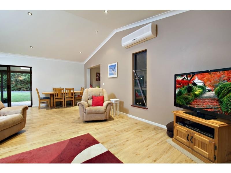 221 Braford Drive, Bonville NSW 2441