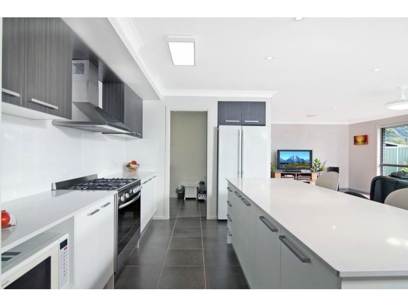 6 Highlander Drive, North Boambee Valley NSW 2450