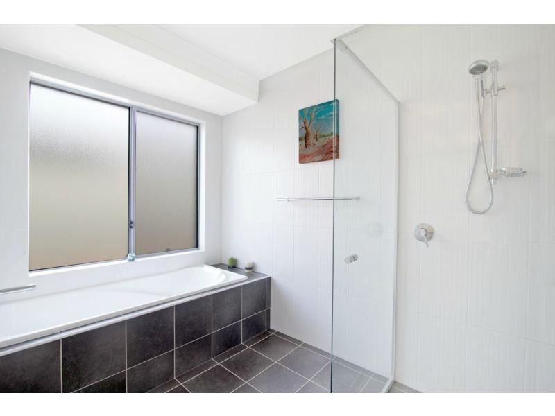 6 Highlander Drive, North Boambee Valley NSW 2450