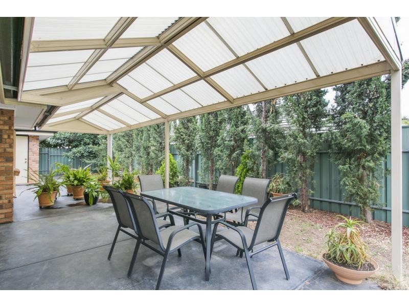 8 Skipper Close, Hallett Cove SA 5158