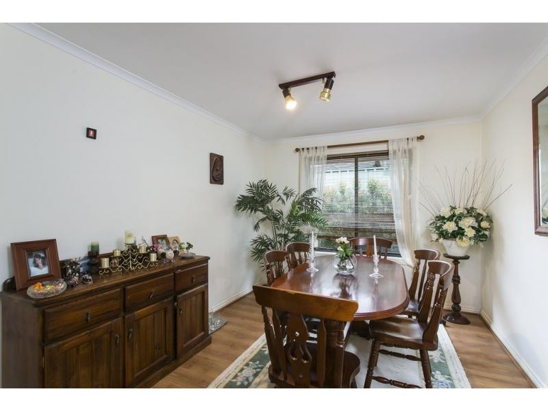 8 Skipper Close, Hallett Cove SA 5158