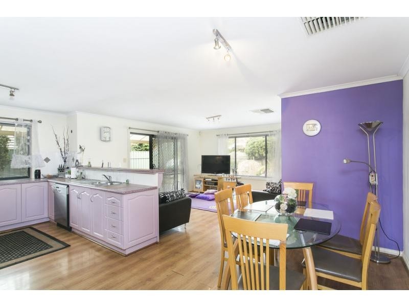 8 Skipper Close, Hallett Cove SA 5158