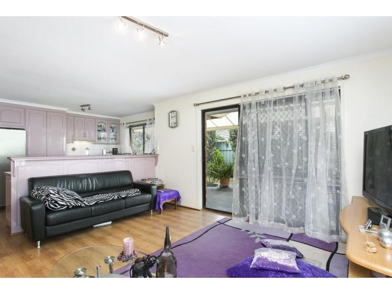 8 Skipper Close, Hallett Cove SA 5158