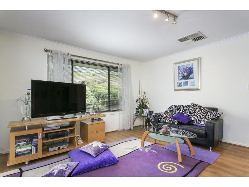 8 Skipper Close, Hallett Cove SA 5158