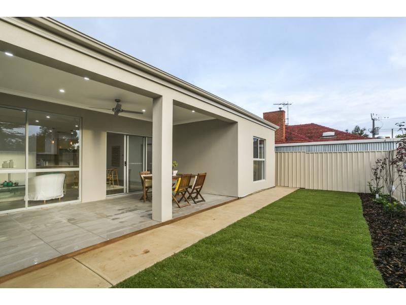 36 Birdwood Terrace, North Plympton SA 5037