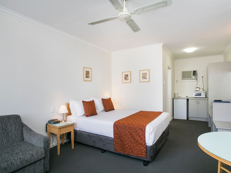 26 & 25/18 Moseley Street, Glenelg SA 5045