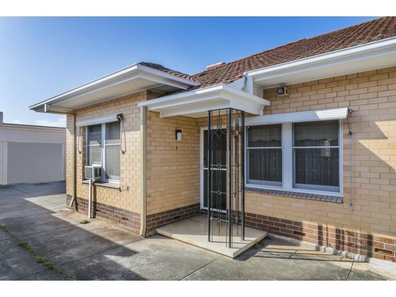 4/13 Waymouth Avenue, Glandore SA 5037