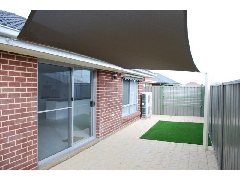 12 Apollo Street, Woodcroft SA 5162