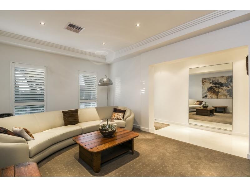 32 Leicester Street, West Richmond SA 5033