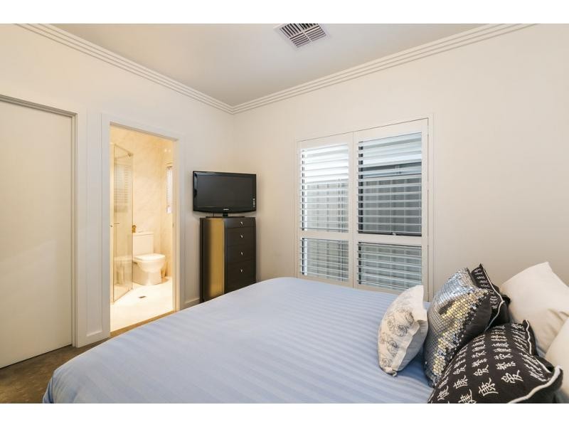 32 Leicester Street, West Richmond SA 5033