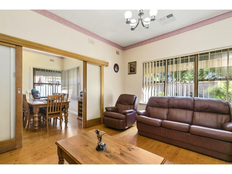 1 Ruthven Avenue, Glandore SA 5037