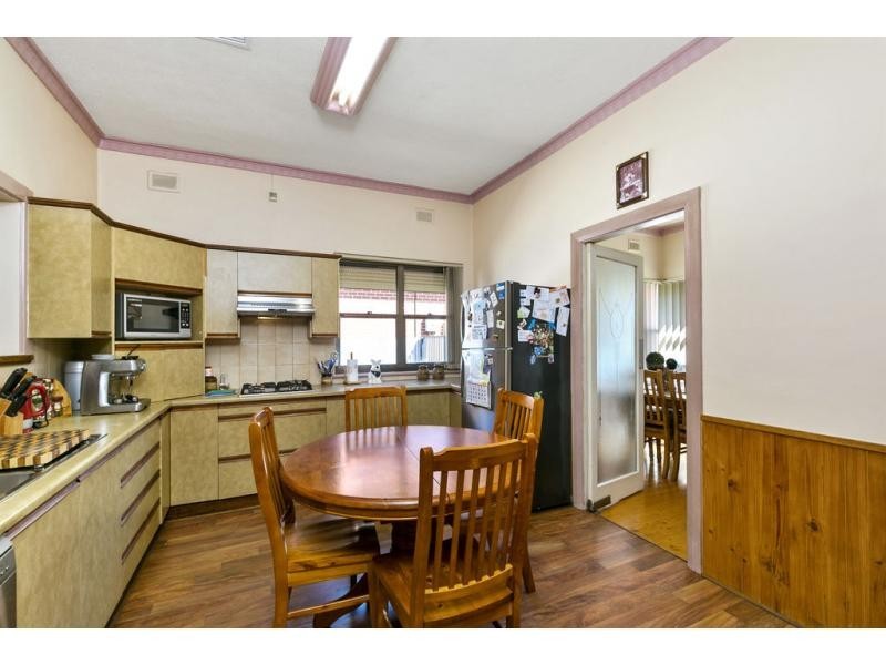 1 Ruthven Avenue, Glandore SA 5037