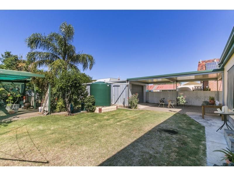 1 Ruthven Avenue, Glandore SA 5037