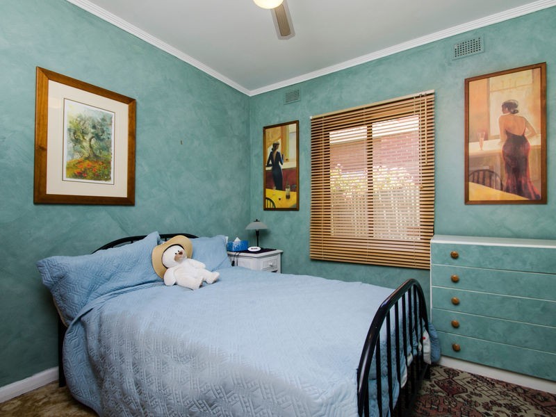 62 Dingera Avenue, North Plympton SA 5037