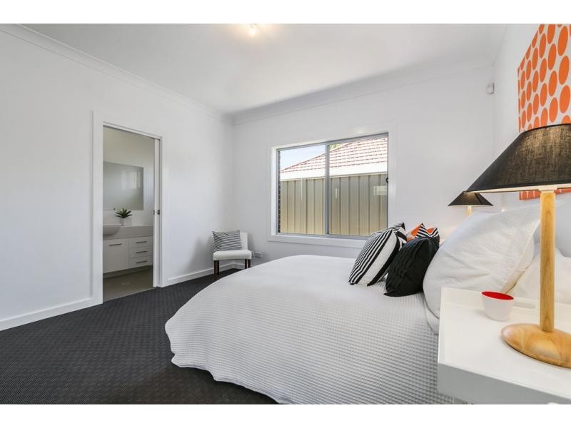 4 Park Street, Glandore SA 5037