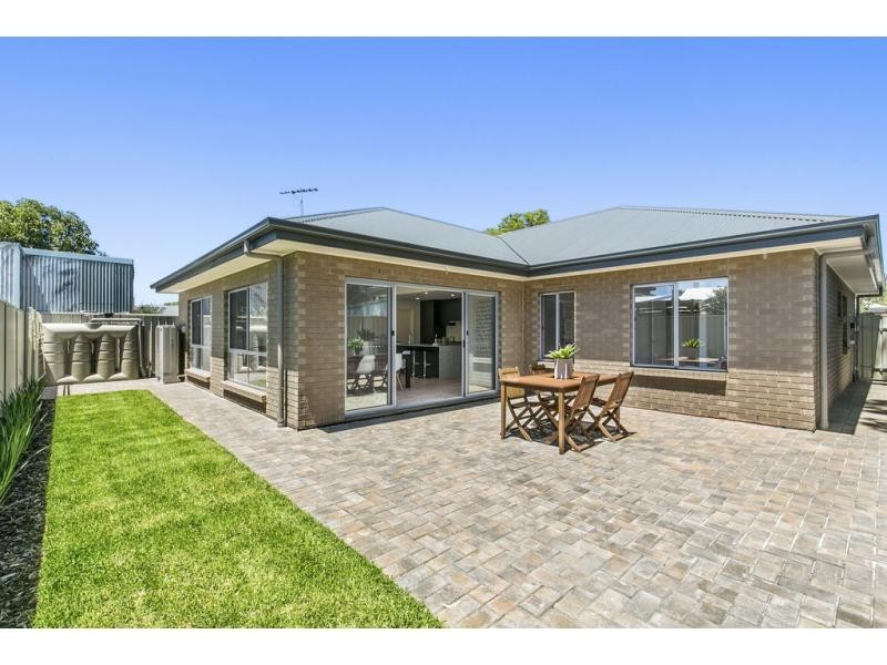 4A Park Street, Glandore SA 5037
