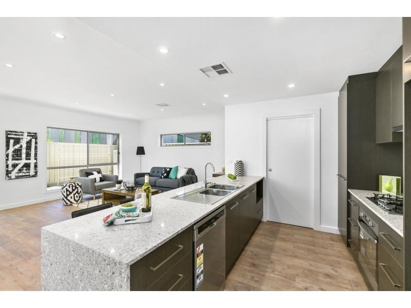 4A Park Street, Glandore SA 5037