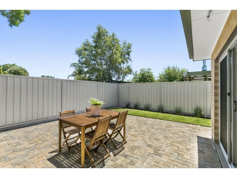 4A Park Street, Glandore SA 5037