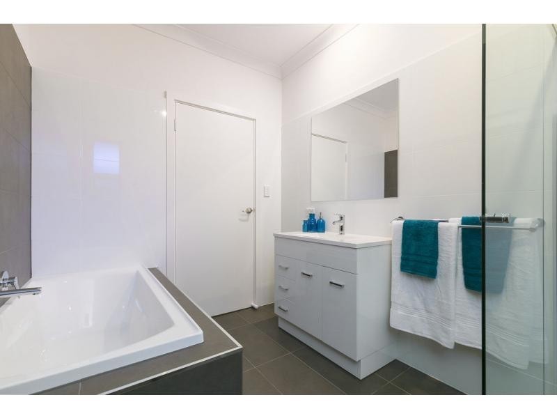 5 Charron Road, Croydon Park SA 5008