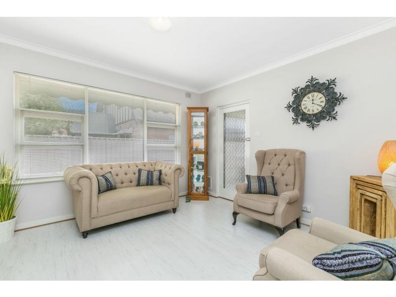 1/3 Waymouth Avenue, Glandore SA 5037