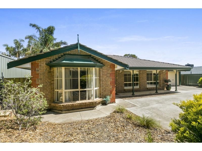 40 Knox Drive, Woodcroft SA 5162