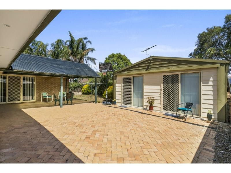 40 Knox Drive, Woodcroft SA 5162