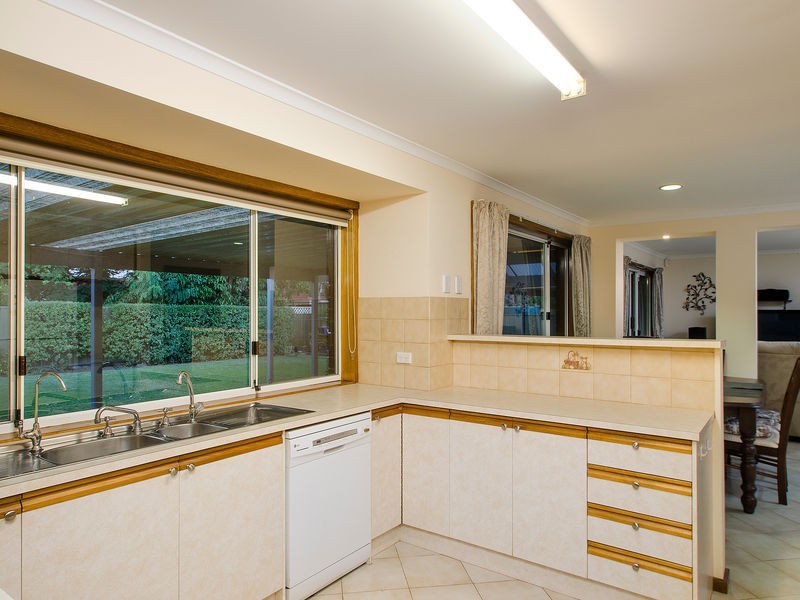 26 Siegersdorf Crescent, Old Reynella SA 5161