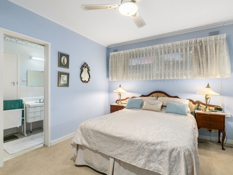 4 Bandon Terrace, Kingston Park SA 5049