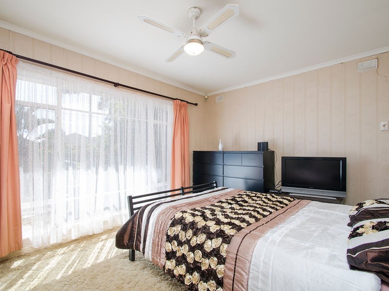 30 Essex Avenue, Clovelly Park SA 5042