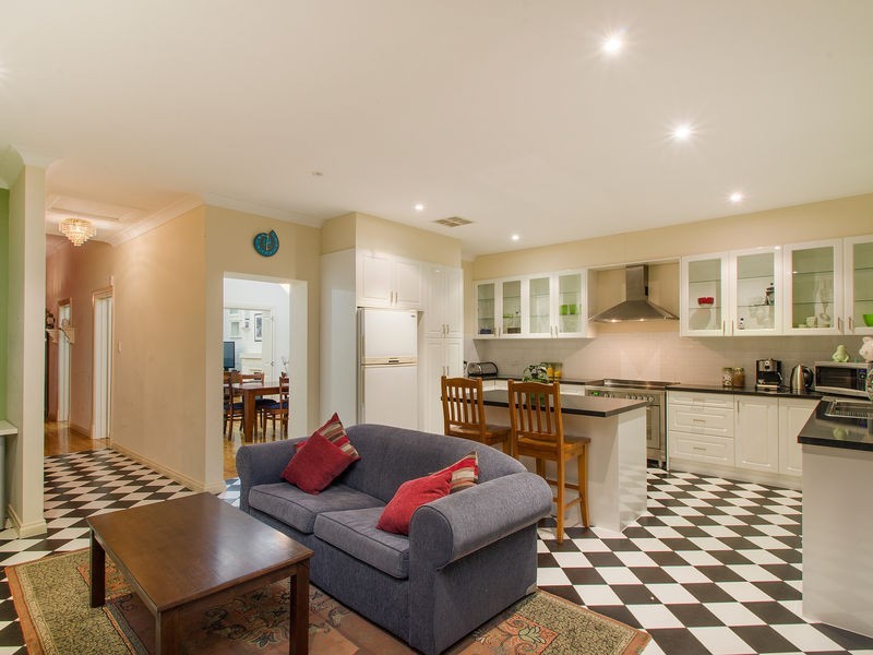 1 Neston Avenue, North Plympton SA 5037