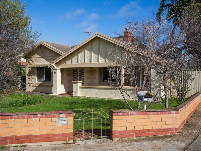 52 Oval Avenue, Woodville South SA 5011