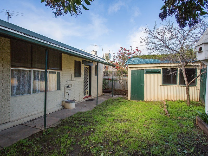 52 Oval Avenue, Woodville South SA 5011