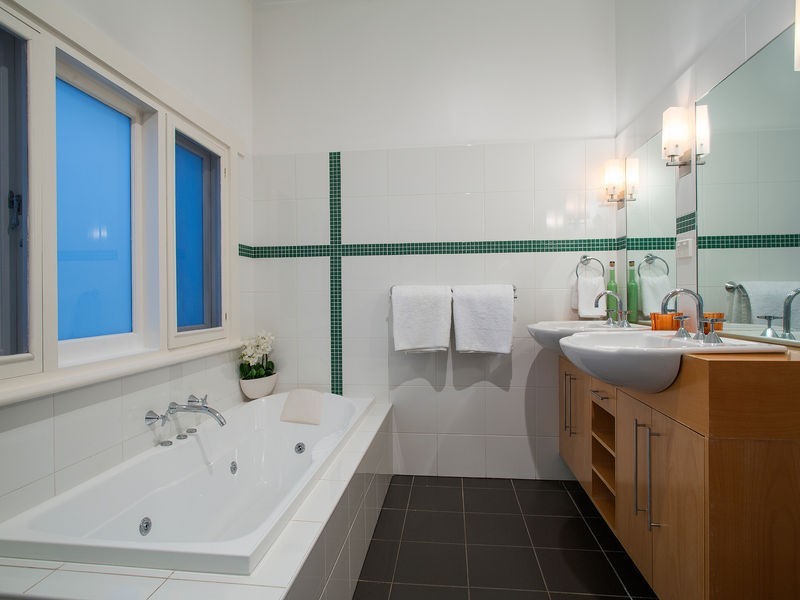 4 Cane Street, Prospect SA 5082