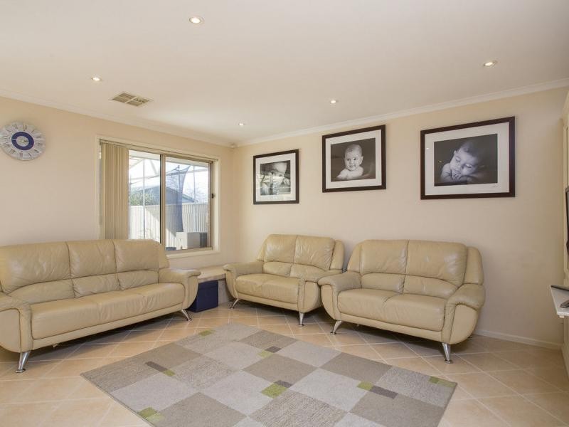 17A Dudley Avenue, North Plympton SA 5037