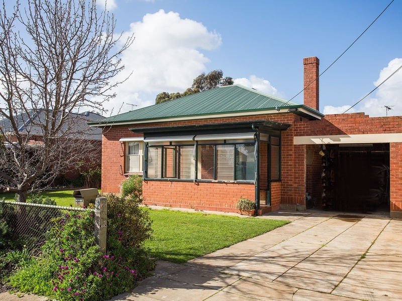 1 Moldavia Street, Glandore SA 5037