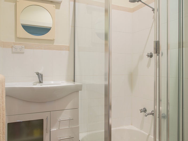 1 Moldavia Street, Glandore SA 5037