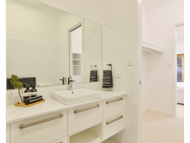 14 Swinburne Ave, Plympton Park SA 5038