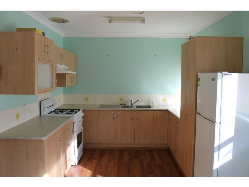 43 Fourth Street, Weston NSW 2326