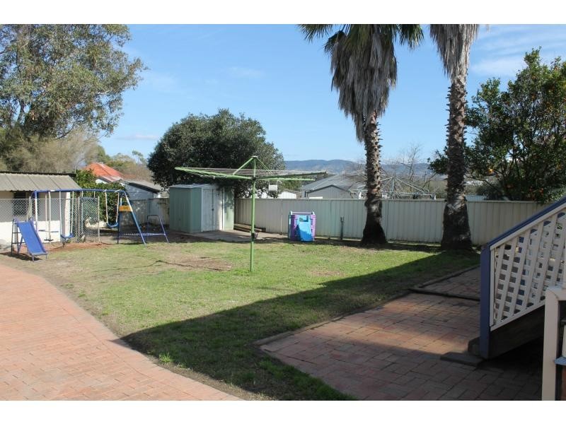 11 Lambert Street, Cessnock NSW 2325