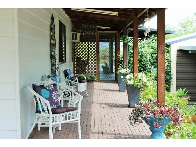 33 Main Road, Paxton NSW 2325