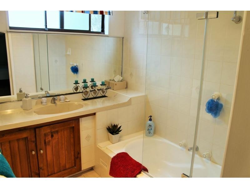 33 Main Road, Paxton NSW 2325