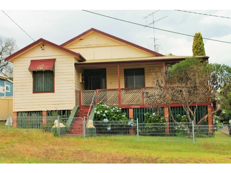 11 Michael Street, Cessnock NSW 2325