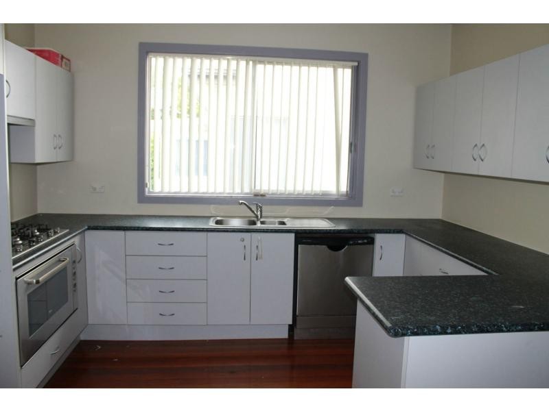 32 Desmond Street, Cessnock NSW 2325