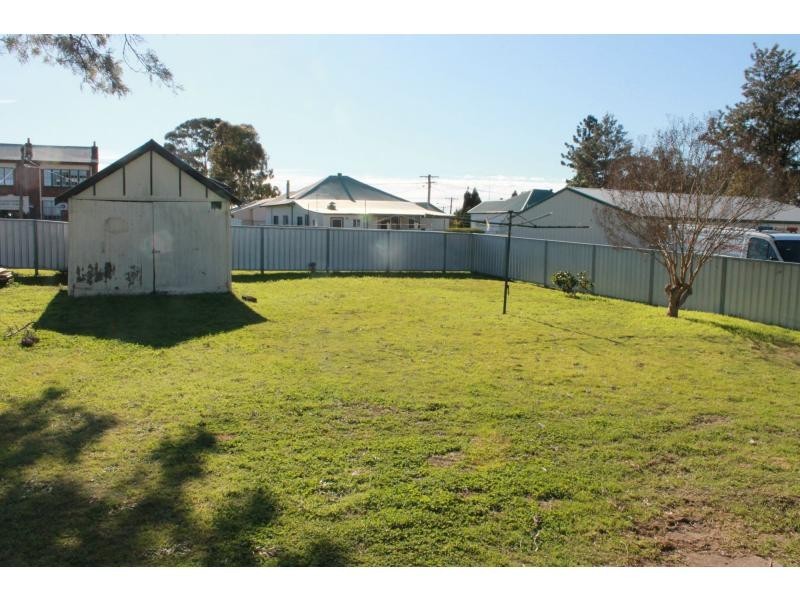 7 James Street, Cessnock NSW 2325