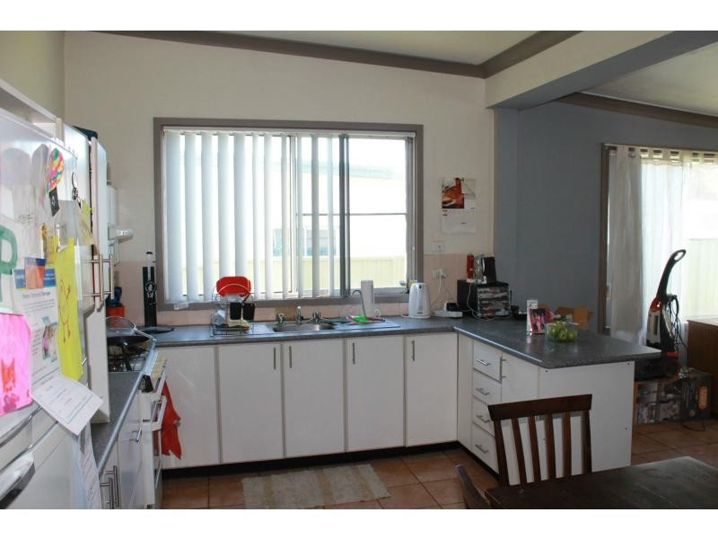 20 Eighth Street, Weston NSW 2326
