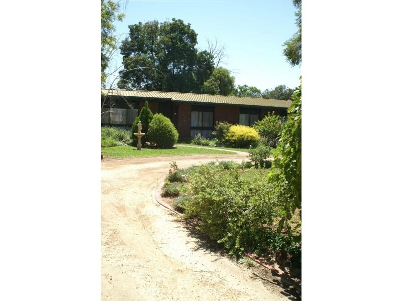 33 River Avenue, Merbein VIC 3505