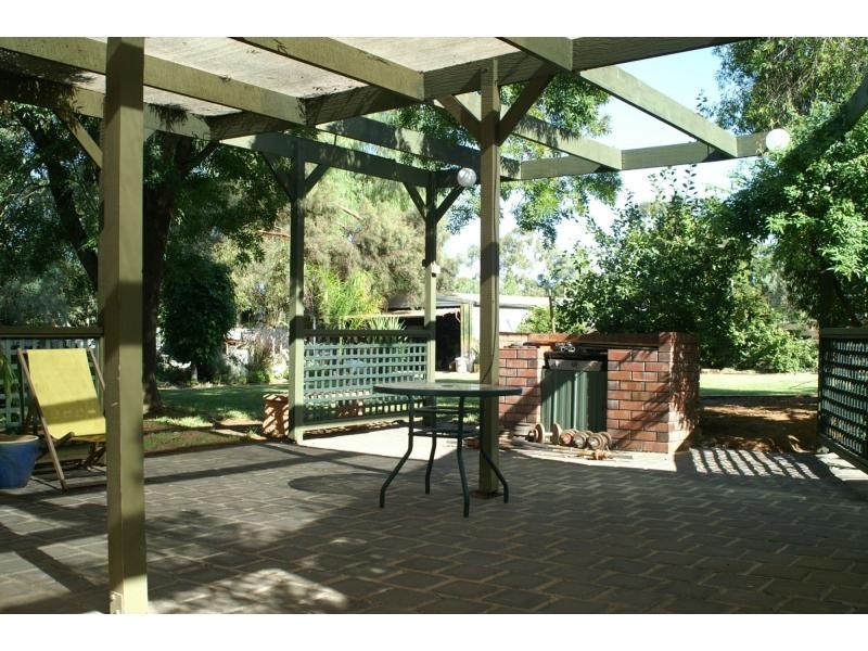 33 River Avenue, Merbein VIC 3505